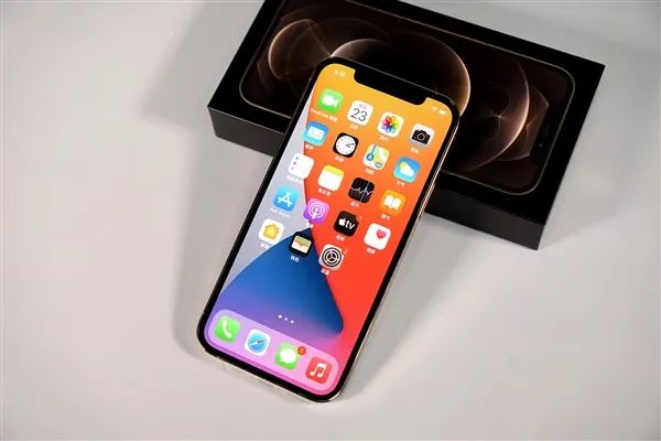 以后的iphone 只有一台裸机 技术圈